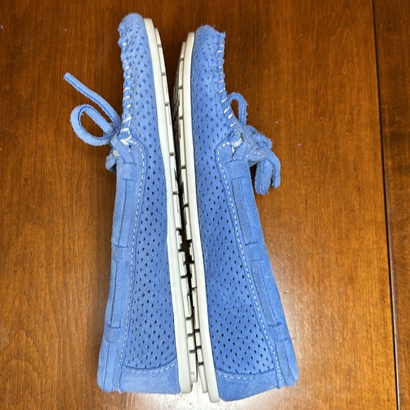 MINNETONKA Lisa Perfed moccasin loafer - Picture 5 of 8